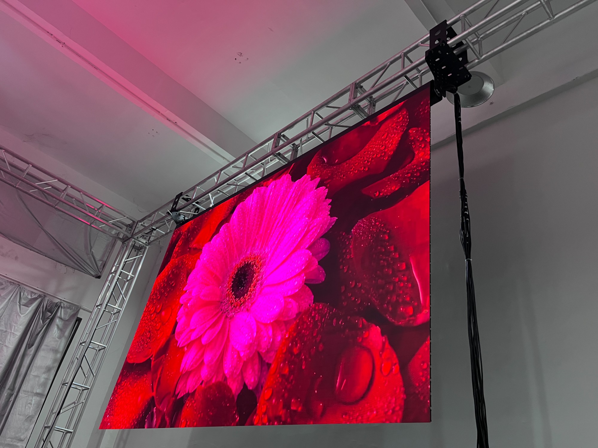 LED Rolling Gate Display